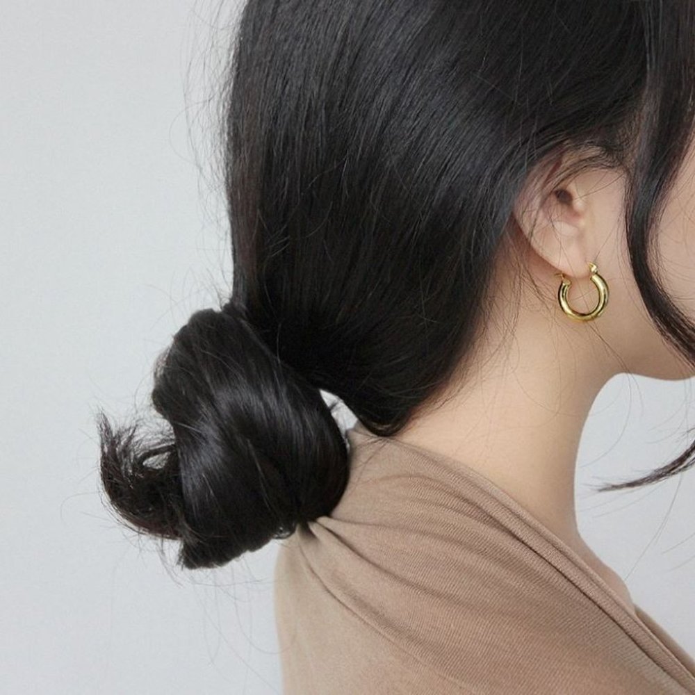 Minimalist 925 Sterling Silver Circle Hoop Earring - Picture 5 of 7